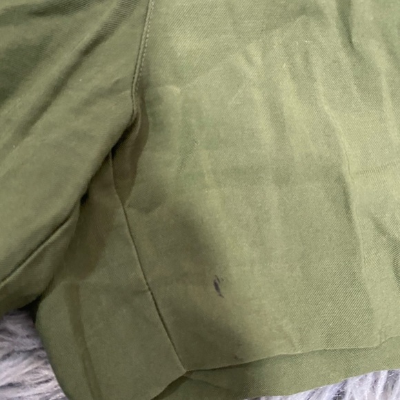 A new day army green paper bag high waist short size 2 - Picture 9 of 10